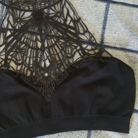 ✅3 for $25✅SEXY LACE HIGH NECKLINE BRALETTE BLK - Picture 4 of 6